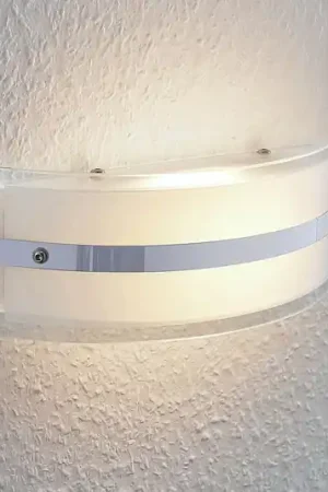 Glazen wandlamp Zinka met LED, 26 cm