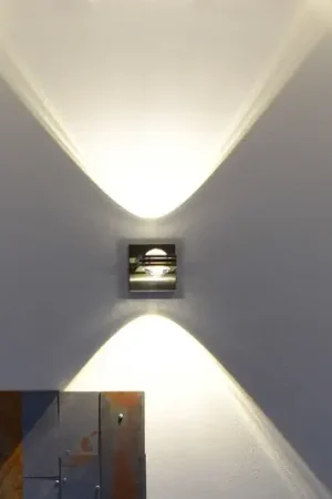 Stuurbare LED wandlamp Fisheye, afstandsbediening